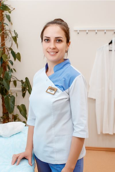 Анна Фетисова - медицинская сестра по массажу и косметологии